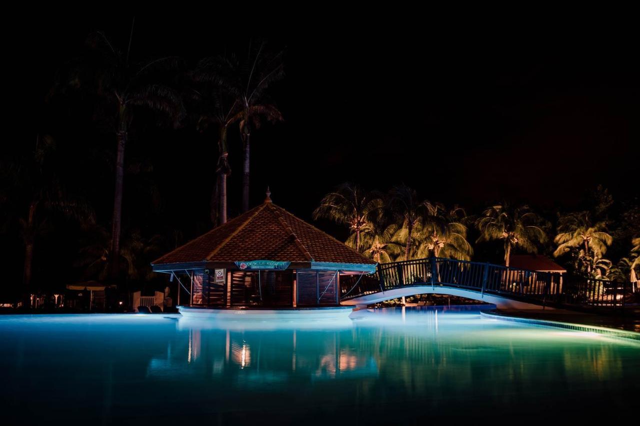 Au Beau Village Studio Avec Piscine Magnifique Sainte-Luce Exterior foto
