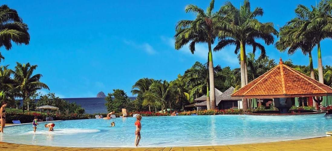 Au Beau Village Studio Avec Piscine Magnifique Sainte-Luce Exterior foto